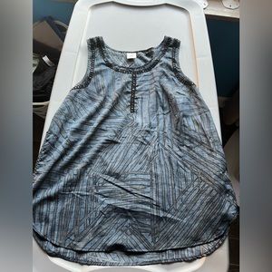 Beautiful Cabi beaded and patterned top, size large